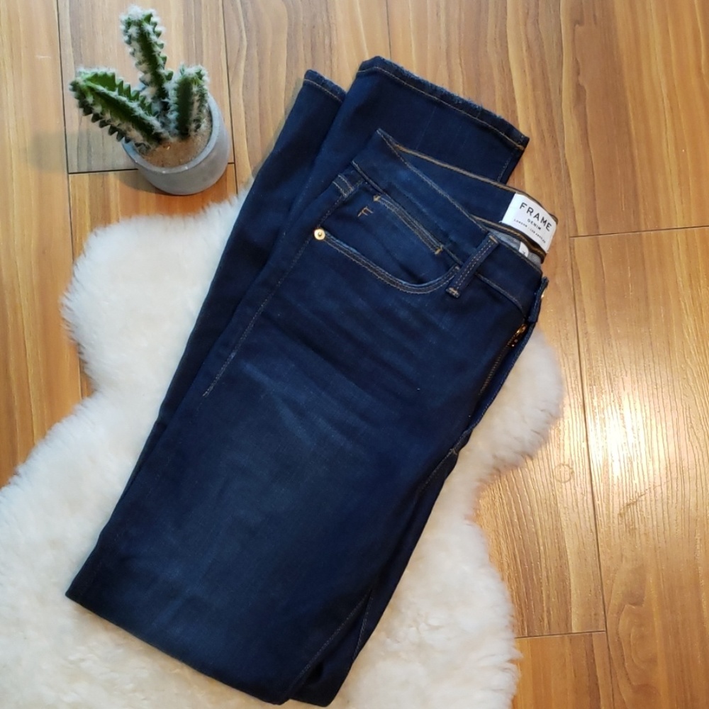 FRAME Le High Straight Jean